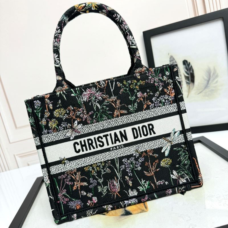 chr1st1an D10r shopping bags
